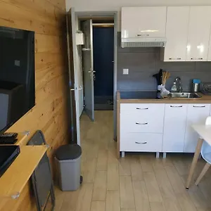 appartement-refait-a-neuf-ski-pied-des-pistes-a-val-louron.midi-pyreneeshotels.com/