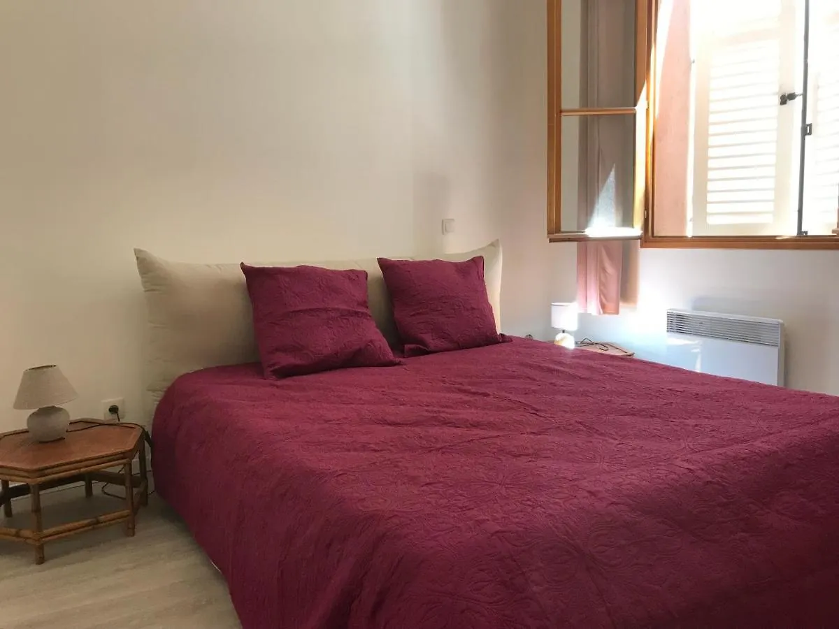 Captain'Rest Apartment - Appartement Standing Vieux Port La Ciotat 0*,  France